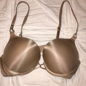 Victoria’s Secret plunge push up